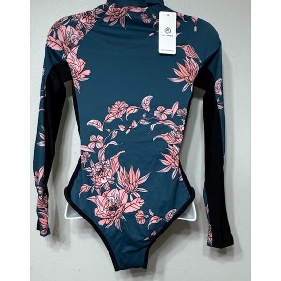 ATTRACO Rash Guard Floral Long Sleeve Swimsuit UPF 50+ Women’s Size Small NEW - Picture 5 of 8